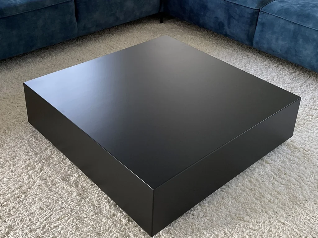 Een trap matzwart schilderen 4 Epifanes - Matlak zwart - Salontafel